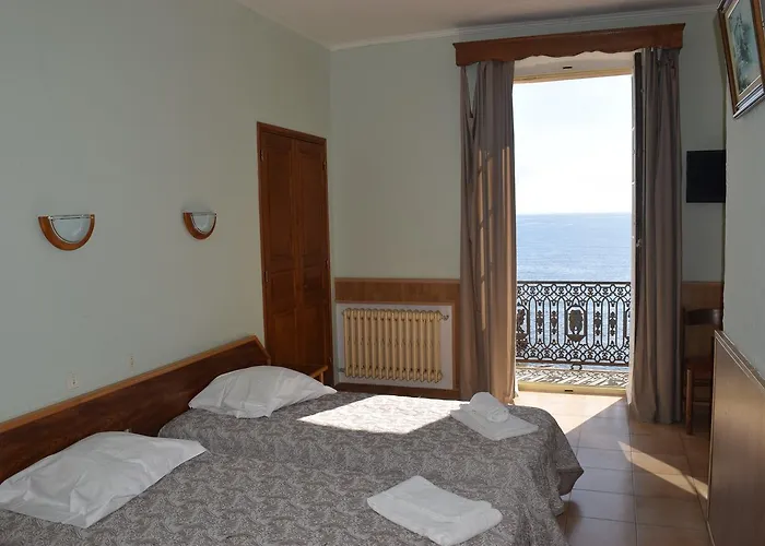 U Patriarcu Hotel 2*